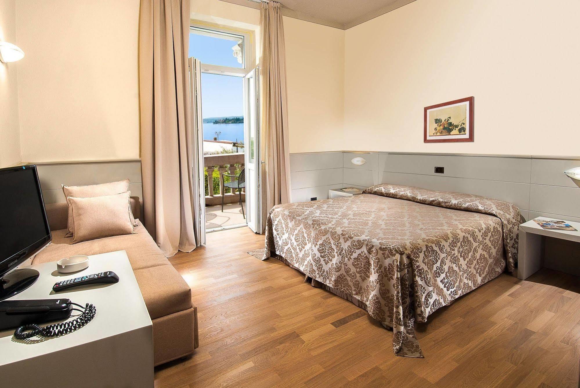 Hotel Milano Toscolano Maderno Exteriér fotografie
